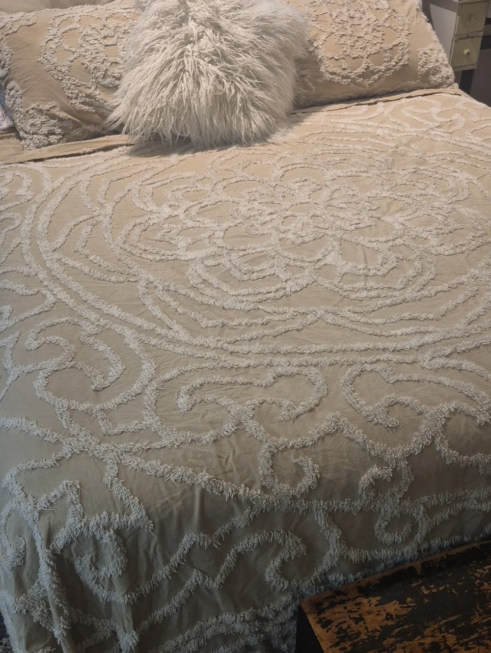 Lightweight Chenille Comforter Set - Cream